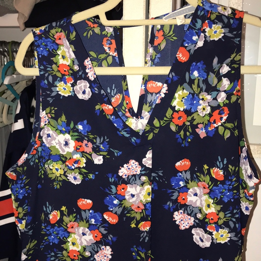 Bold Bouquets Blouse
